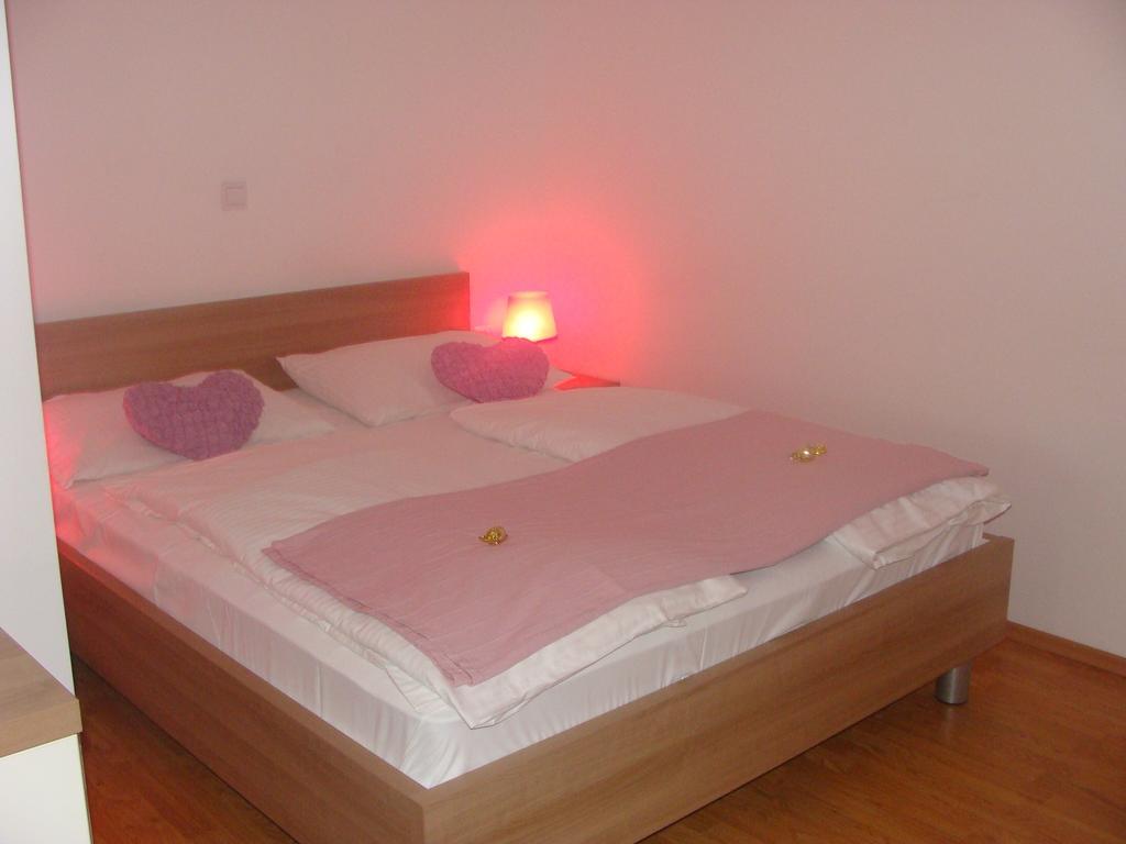 Bed and Breakfast Lugarnica Zagreb Zimmer foto